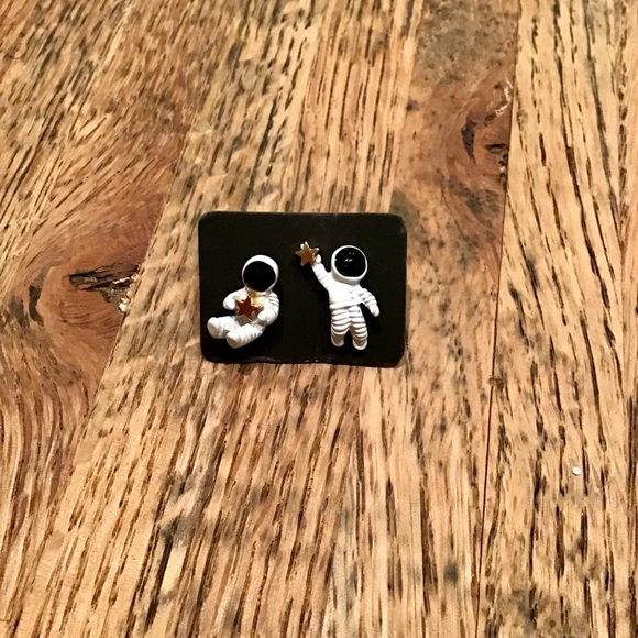 Reach for the stars earrings - Picture 4 of 6